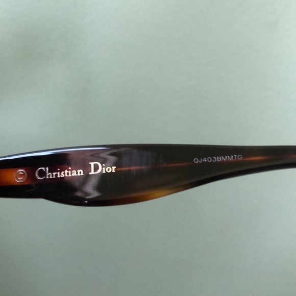 Christian Dior Sunglasses w Case - Picture 6 of 11